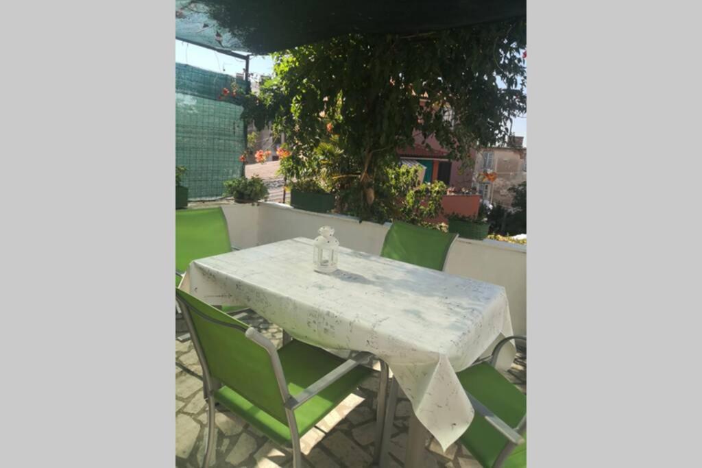 Casa Di Nonna Pina, Kuca U Blizini Arene Apartment Pula Exterior foto